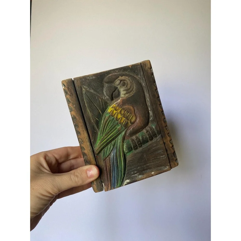 Vintage‎ Hand Carved Wooden Parrot Trinket Box Tropical Folk Art Sliding Lid 6in